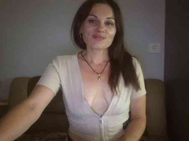 Tanya8 webcam
