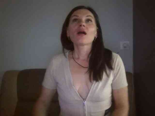 Tanya8 webcam