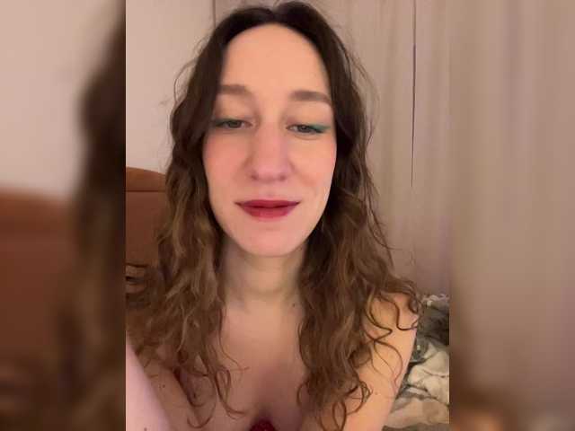 Chikipikin's BongaCams show and profile