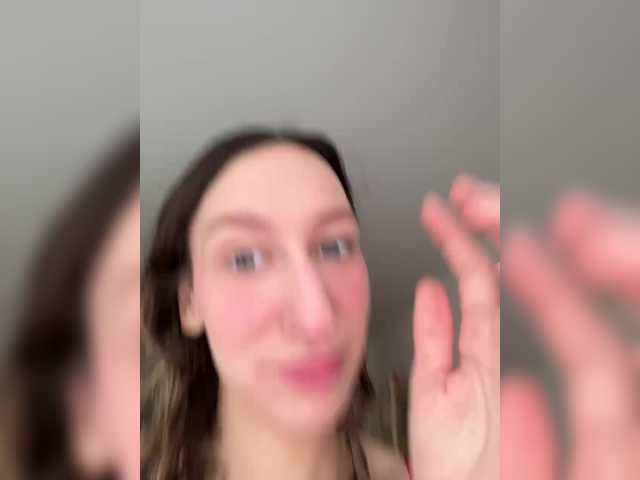 Chikipikin's BongaCams show and profile