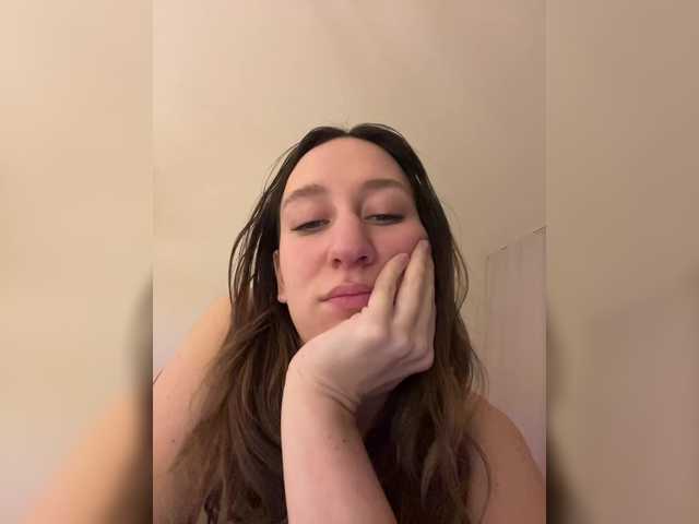 Chikipikin's BongaCams show and profile