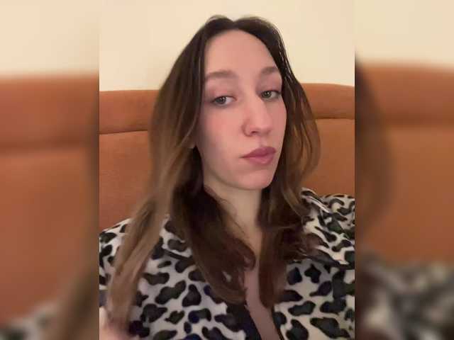 Chikipikin's BongaCams show and profile