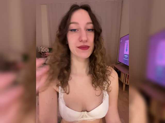 Chikipikin's BongaCams show and profile