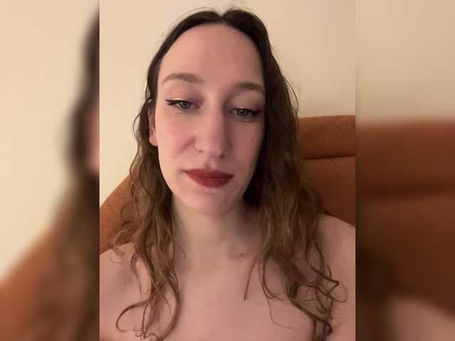 Chikipikin's BongaCams show and profile