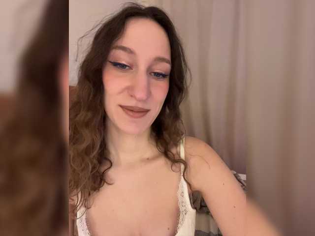 Chikipikin's BongaCams show and profile