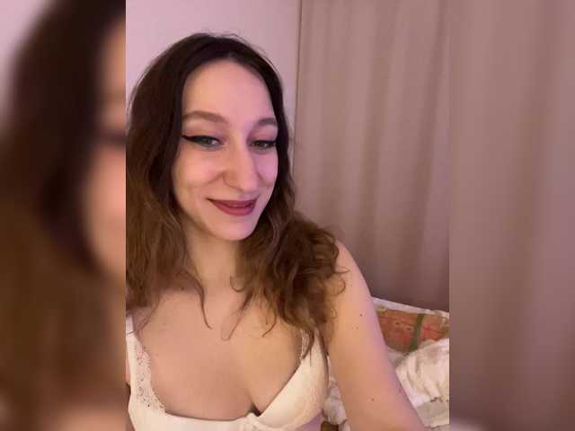 Chikipikin's BongaCams show and profile
