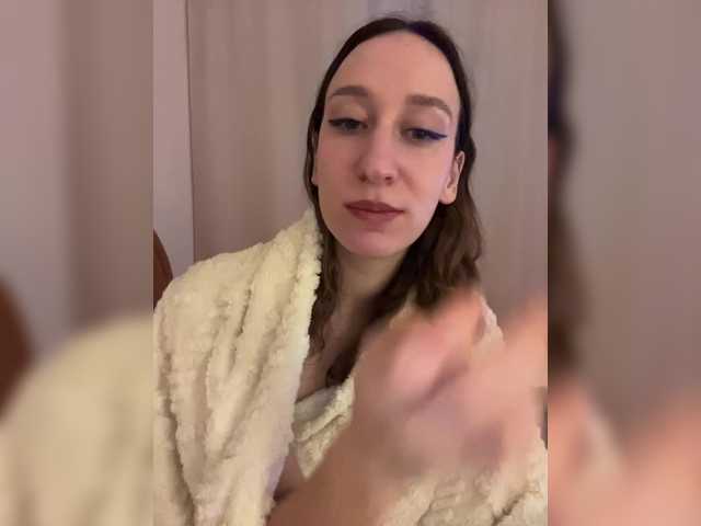 Chikipikin's BongaCams show and profile