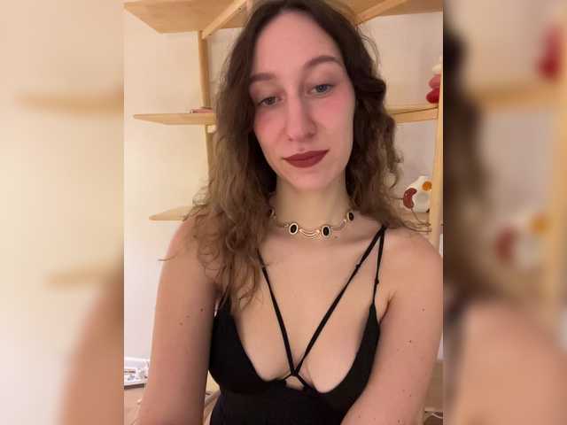 Chikipikin's BongaCams show and profile