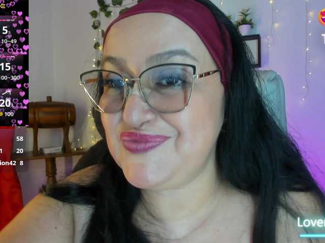 Gianahomi's BongaCams show and profile