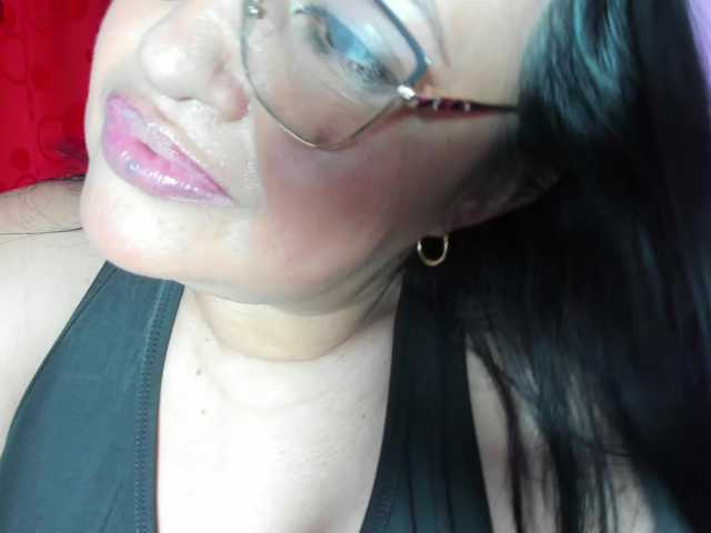 Gianahomi's BongaCams show and profile