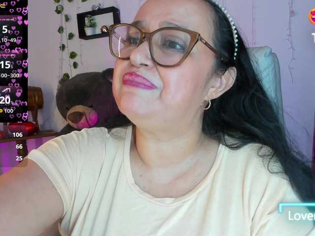 Gianahomi's BongaCams show and profile