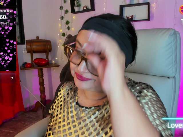 Gianahomi's BongaCams show and profile