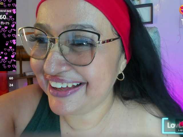Gianahomi's BongaCams show and profile