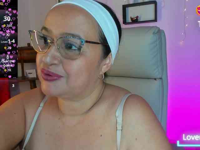 Gianahomi Live Webcam on BongaCams