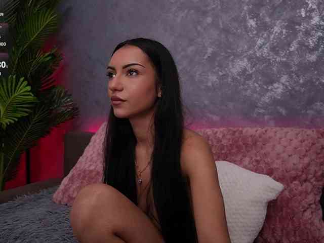 BeatrixAlexis webcam