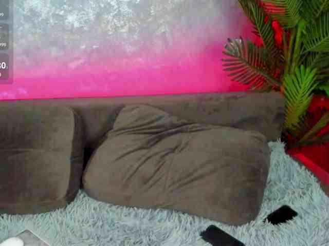 BeatrixAlexis webcam