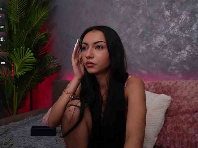 BeatrixAlexis webcam