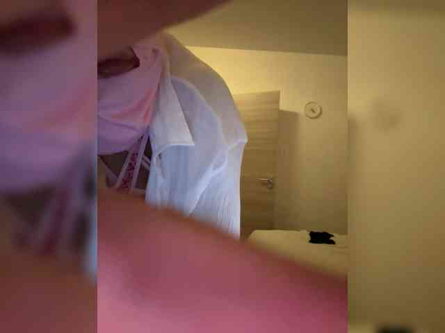 Victorya05 Live Webcam on BongaCams