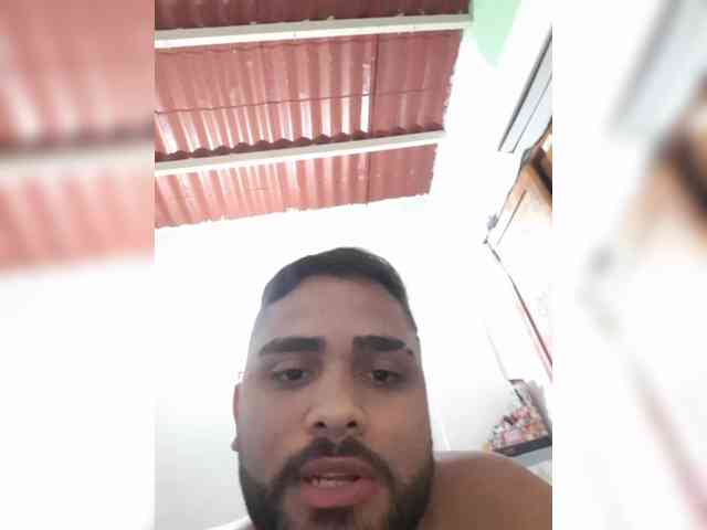 Louisnalim Live Webcam on BongaCams