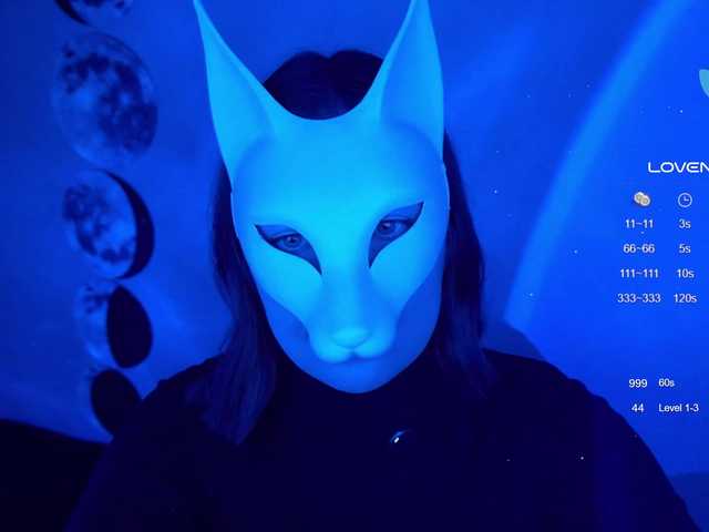 -VULPECULA-'s BongaCams show and profile