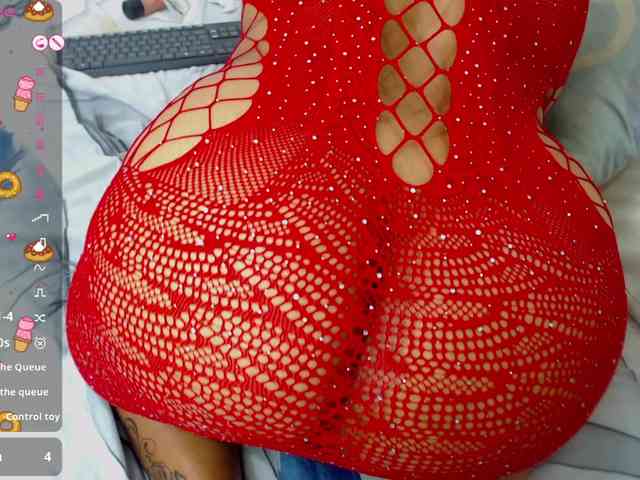 DaphneeGlow1 webcam