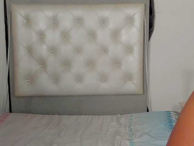 AfroditaAndCoddy's BongaCams show and profile