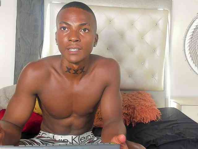 AfroditaAndCoddy webcam