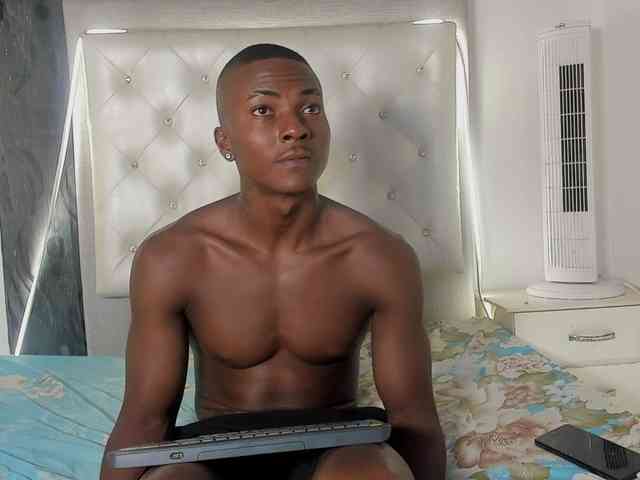 AfroditaAndCoddy webcam