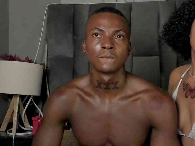 AfroditaAndCoddy webcam