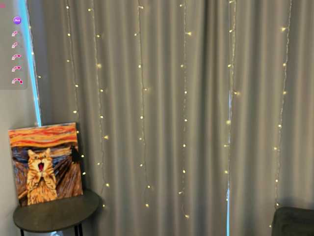 d0nt0uchmy4ss's BongaCams show and profile