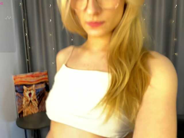 d0nt0uchmy4ss's BongaCams show and profile