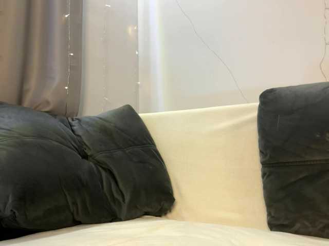 d0nt0uchmy4ss's BongaCams show and profile