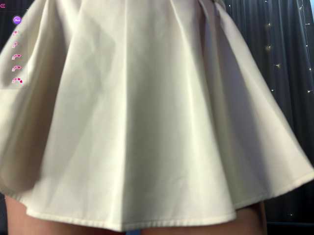 d0nt0uchmy4ss's BongaCams show and profile