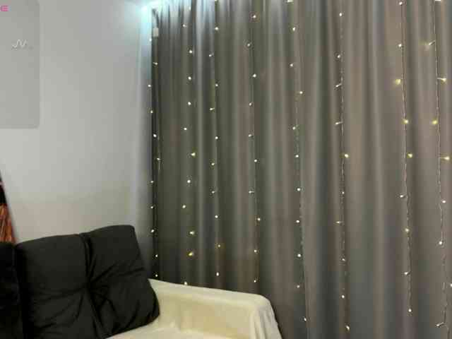 d0nt0uchmy4ss webcam