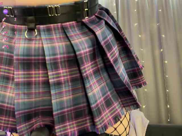 d0nt0uchmy4ss webcam