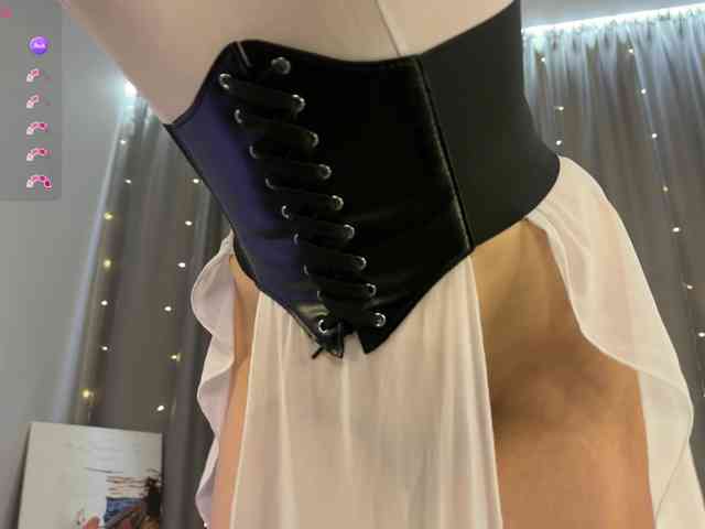 d0nt0uchmy4ss webcam