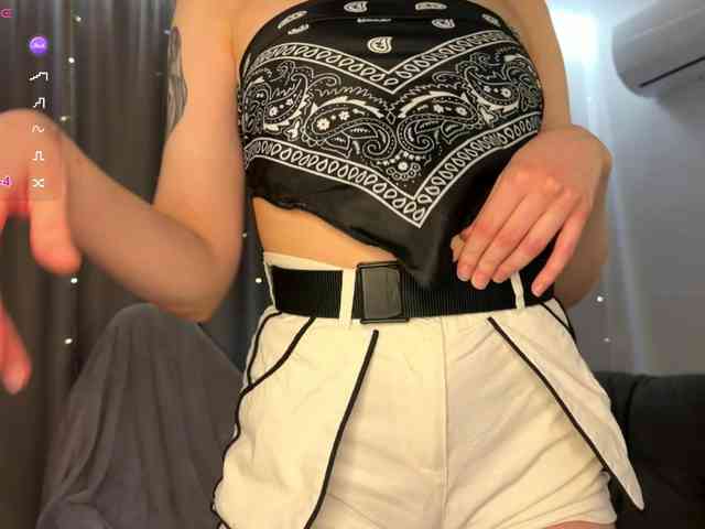 d0nt0uchmy4ss webcam