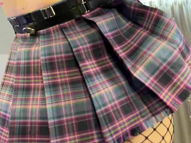 d0nt0uchmy4ss webcam