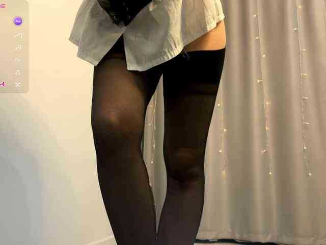 d0nt0uchmy4ss webcam