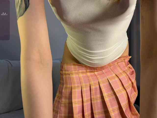 d0nt0uchmy4ss webcam