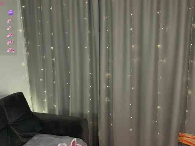 d0nt0uchmy4ss webcam