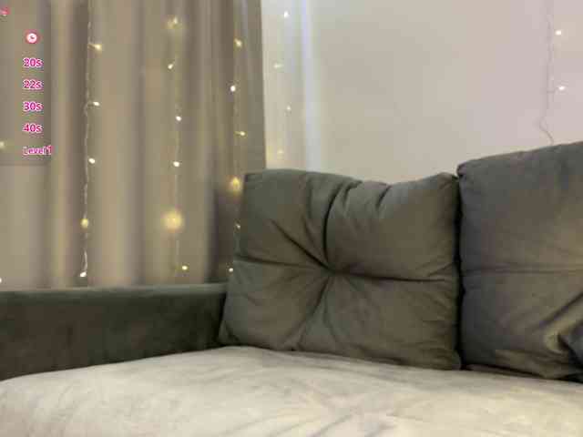 d0nt0uchmy4ss webcam