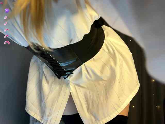 d0nt0uchmy4ss webcam