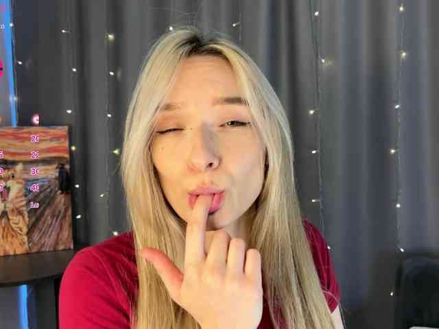 d0nt0uchmy4ss webcam