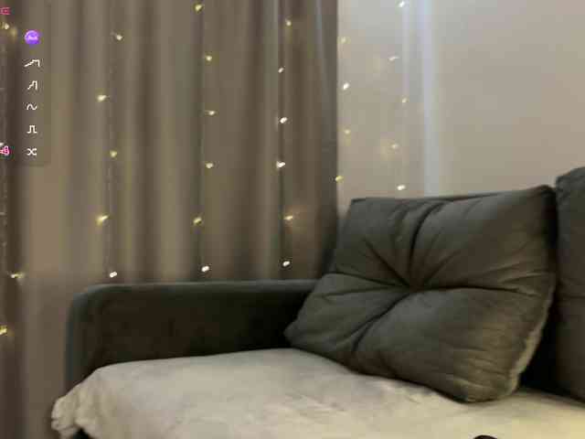 d0nt0uchmy4ss webcam