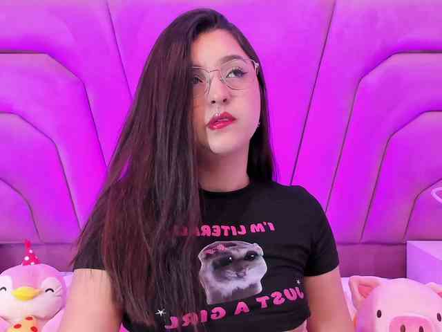 ZoeWillian webcam