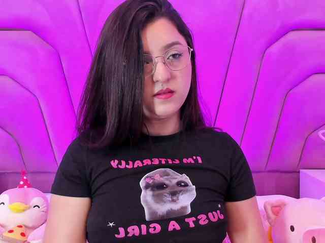 ZoeWillian webcam