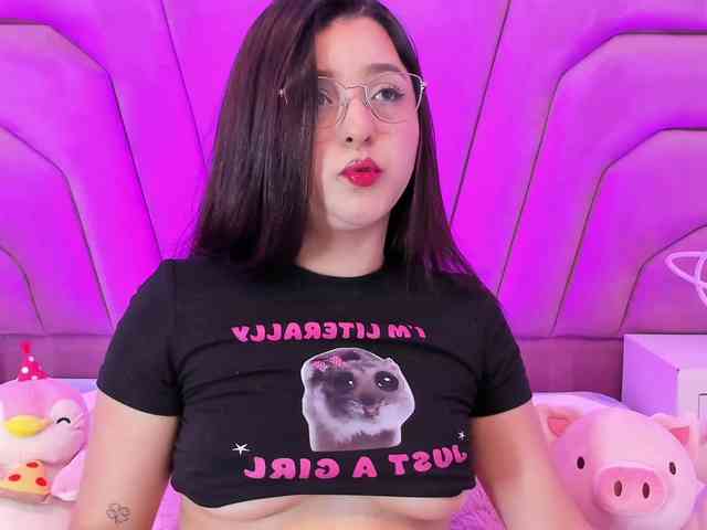 ZoeWillian webcam