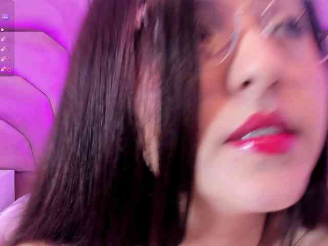 ZoeWillian webcam