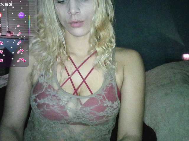 DarcieRoselli's BongaCams show and profile